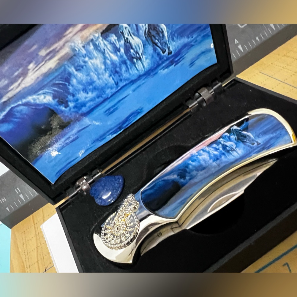 Blue and Silver Folding Knife with Horse Design - Picture 7 of 9